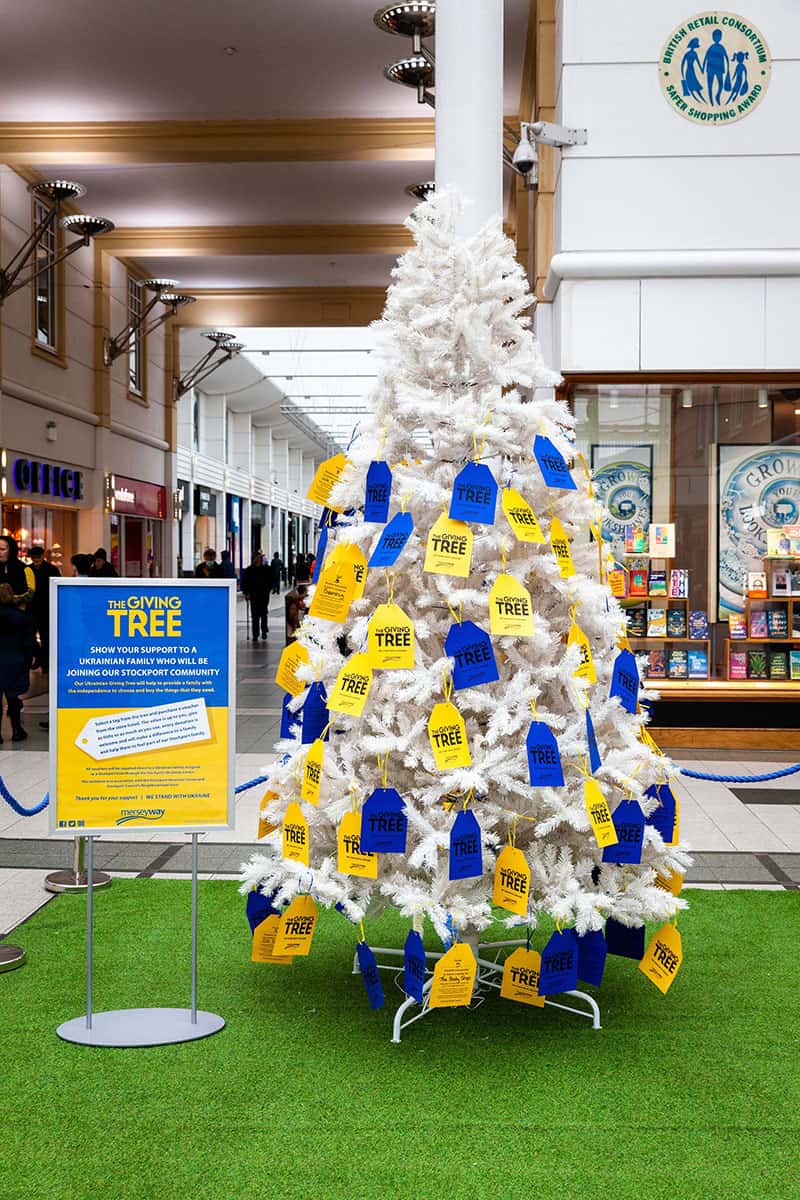 Merseyway_UkraineWishingTree_12042022_2_©MatthewNicholPhotography-min