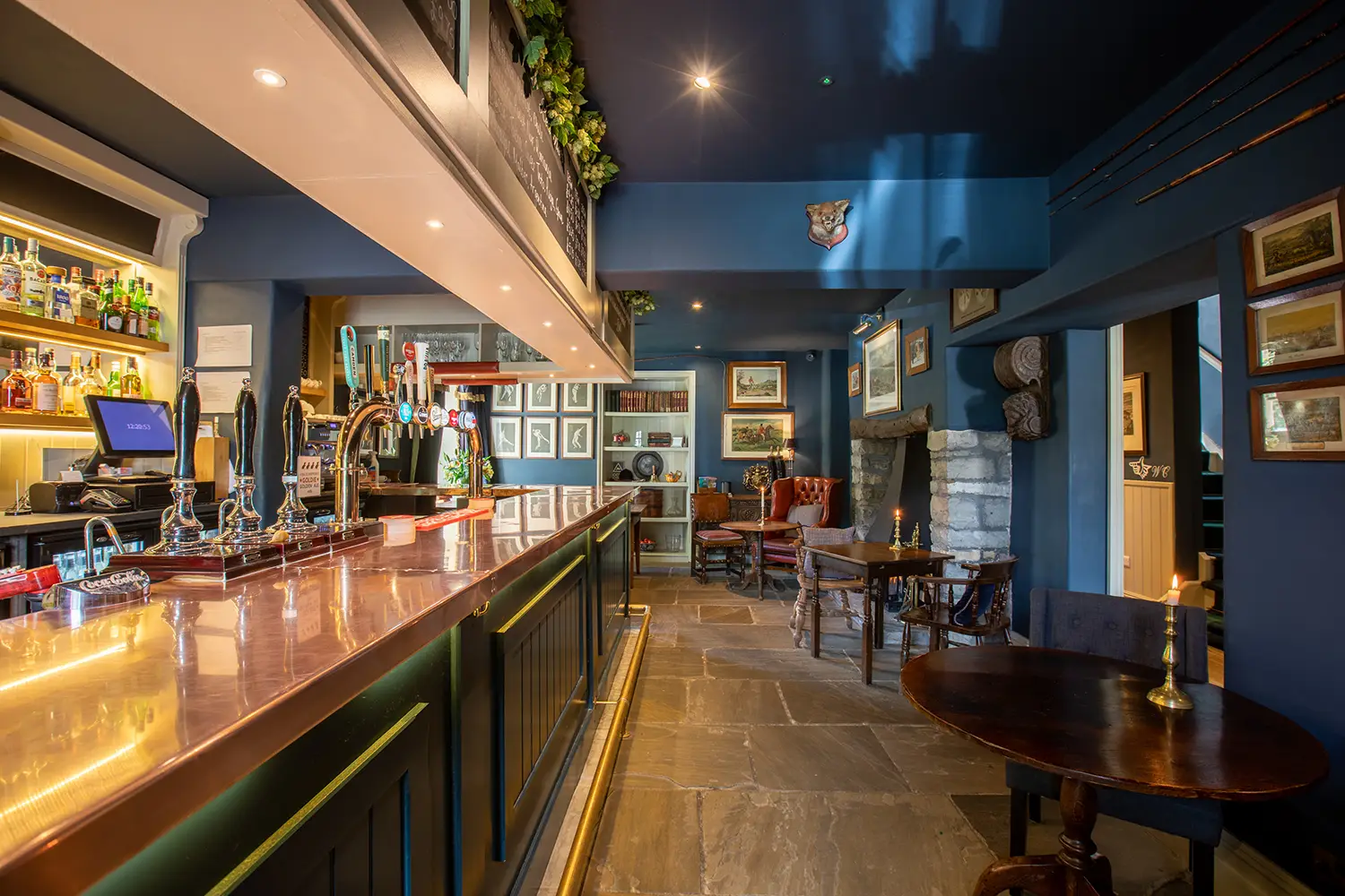 210813_coachandhorses_195